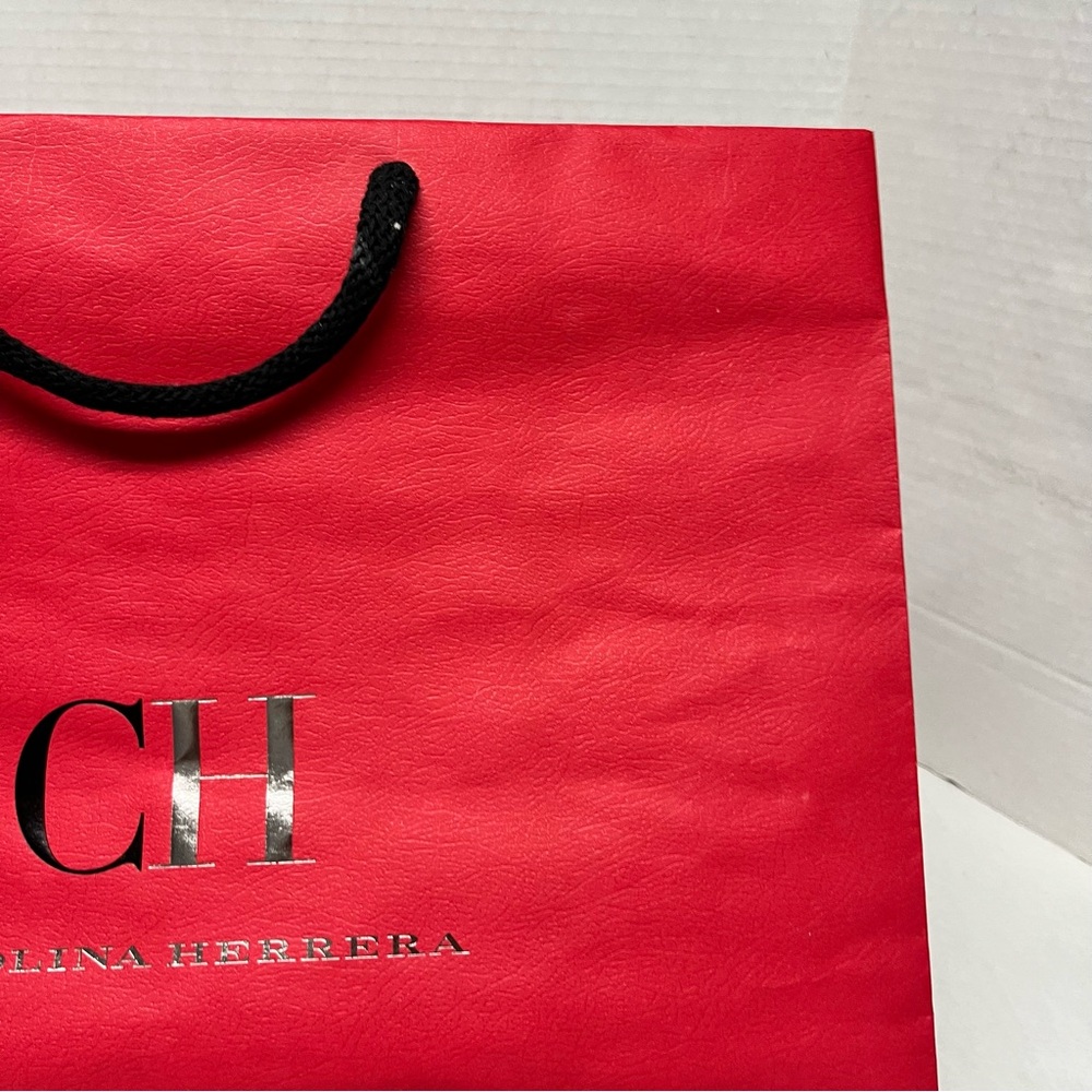 Carolina herrera empty large red shopping bag gift bag designer packaging decor - Picture 9 of 10